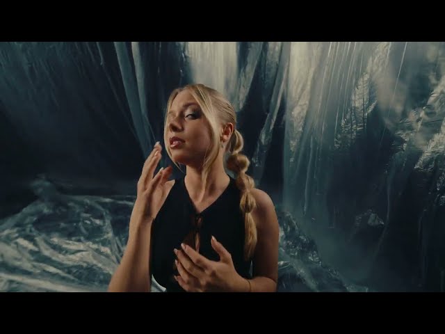 Blauäugig von Kati K ((jetzt ansehen))