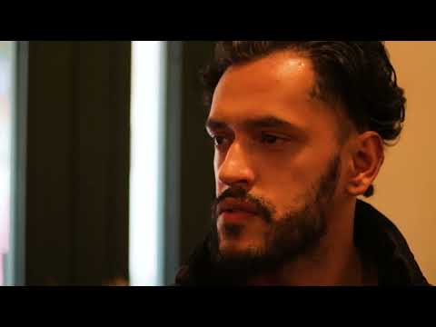 Con C…. de compartir.