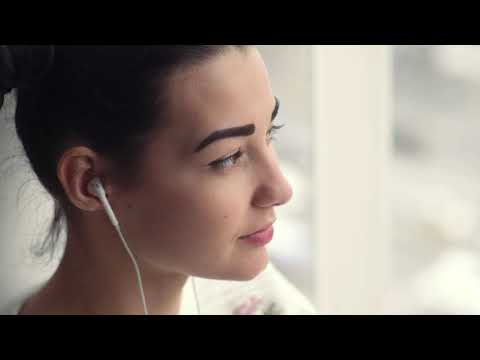 Bose SoundSport In-Ear Earbuds (Refurbished) - Second Medium