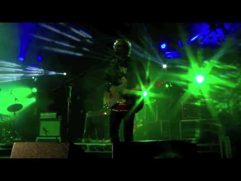 Mystery Jets - 'dreaming of another world' live at Truck 2012