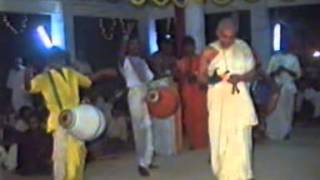 Sreemot Nabani Bandhu Moharajer Aroti Kirton Sreemot Nabani Bandhu Moharajer Aroti Kirton