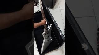 Video thumbnail for GATOR GWE-EXTREME GUITAR CASE FOR FYINNG V,EXPLORE (UNBOXING) by MOHD SUFFIAN ABU BAKAR