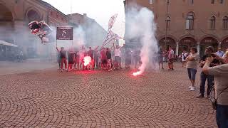 VIDEO. LA PRESENTAZIONE DEL CARPI: L’ARRIVO DEL TIFO ORGANIZZATO