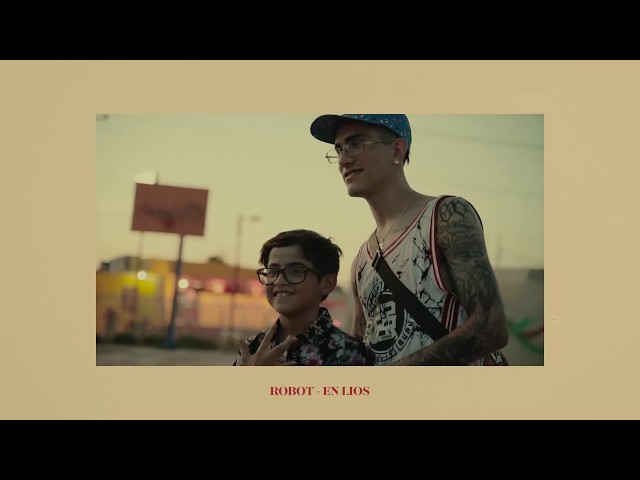 Robot95 - Robot - En Líos (Video Oficial)