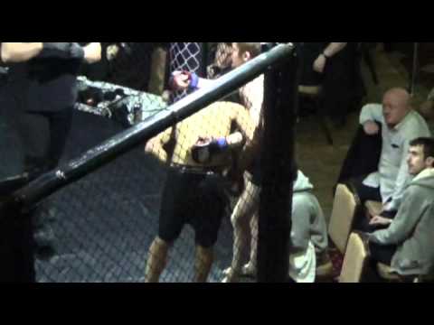 Hamza Afridi vs Colin Casey