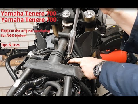 Yamaha Tenere 700 replace the Sparkplugs for NGK Iridium Sparkplugs