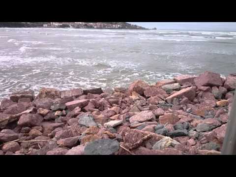 Eika Laida hondartzan