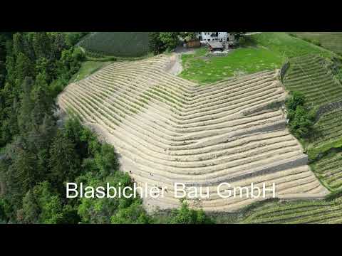 Ein neuer Weinberg entsteht - Weinbau Eisacktal in Südtirol - Blasbichler Bau