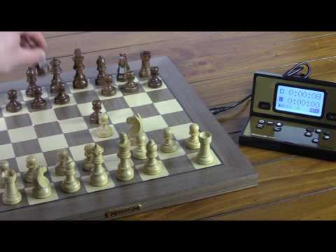 Chess Genius Exclusive Computer - First Time User Tips - YouTube