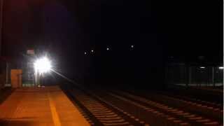 preview picture of video '[RegioJet] Praha hl.n. bound passenger train passing Praha-Dolní Počernice station.'