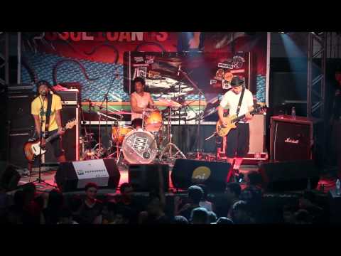 Festival Dosol 2013: Devotos (PE) - Luta Pacifista