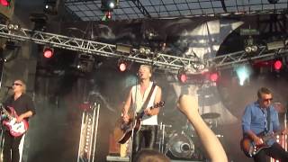 Neljä Ruusua- Juppihippipunkkari live @ Lappeenrannan yöt, Lappeenranta 12.7.2013.