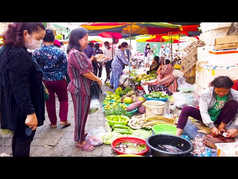 Mixed Market Foods In Phnom Penh - Street Food Tour Around City
