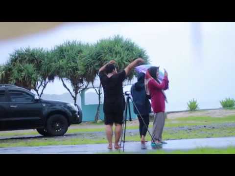 Liburan di Pantai Srau Pacitan