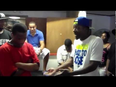 Piranha vs Dyce Rolla