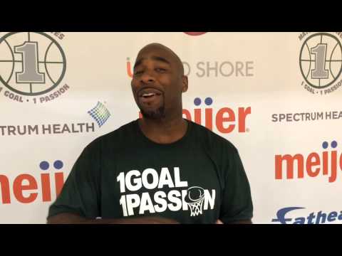 Mateen Cleaves tries to stop violence with Flint hoops camp