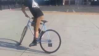 preview picture of video 'Fixie Tricks! angle1 Richmond Fixed Soldiers! Rich City Rides!'