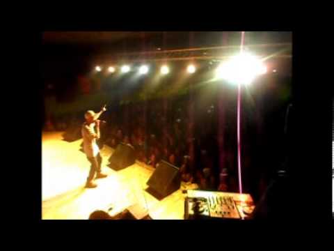 MC DEEH - AO VIVO NO CLASSE A 14/09 ( DJ BAMA )