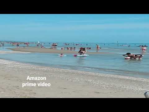 roseto degli Abruzzi Teramo beach its hot 🔥 in Summer come to Italy bro..