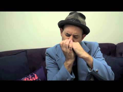 Beatboxing Harmonica Player