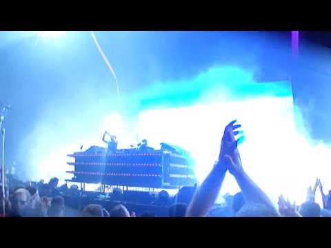 ABGT 200 - Ilan Bluestone b2b Andrew Bayer (Push - Strange World (Andrew Bayer Remix)