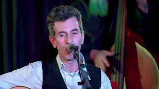 Ali Pasas - Doina - Hora Bminor - Banda Iovanica (Official) Ali Pasas - Doina - Hora Bminor - Banda Iovanica (Official)