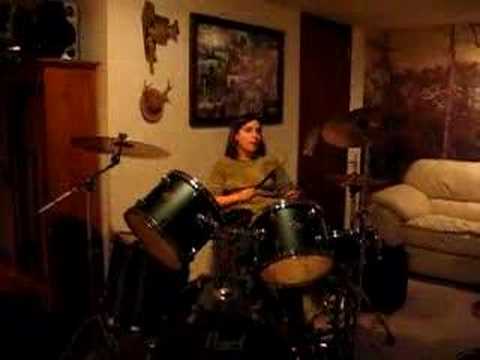 2007.12.24 Caitlin jammin' on the drums