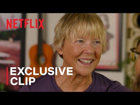 Annette Bening & Jodie Foster Exclusive Clip