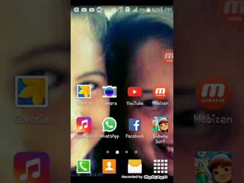 A mostrando um app para voceis um beijo