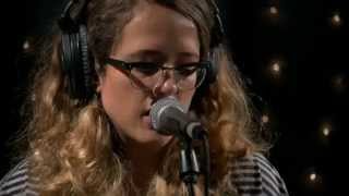 Sallie Ford - Hey Girl (Live on KEXP)