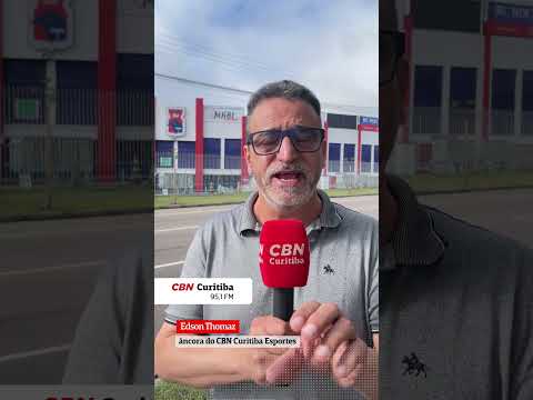 Com a Vila Capanema lotada, o Paraná Clube busca encaminhar a classificação