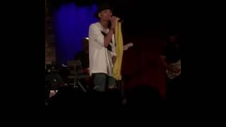 Durand Bernarr Goes into &quot;Don&#39;t You Wait&quot; by Solange @ City Winery ATL
