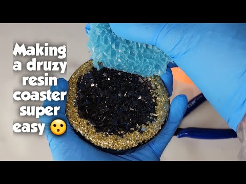 Making a druzy resin coaster | Using a druzy insert | druzy coaster diy using liquid diamonds resin