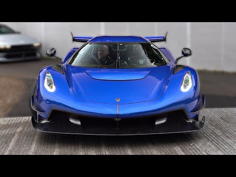 Koenigsegg Jesko Attack RAW Sounds | 8500rpm Flat-Plane Crank Twin Turbo V8 | Crackles, Flames 🔥