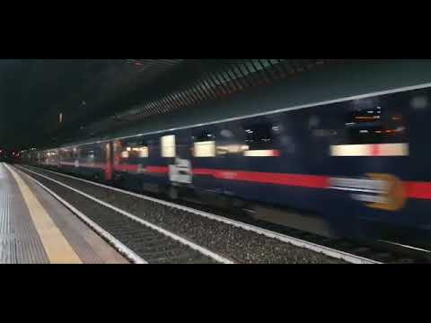 Treno ICN da Milano Centrale diretto a Reggio Calabria C. in transito a Milano Rogoredo