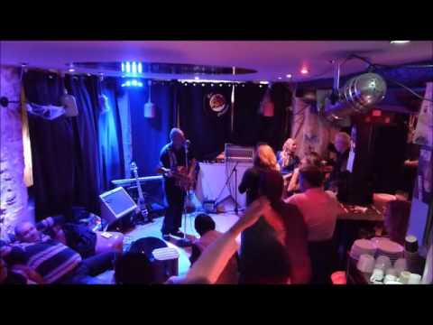 Phil Twangy & Long Tom : Ubangi Stomp (Warren Smith)