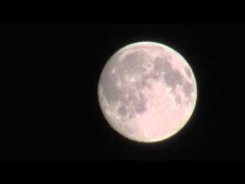 The Kite String Tangle x Dustin Tebbutt   Illuminate  (Den 1.7.2015)