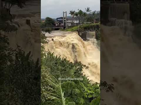 22/07/2026 - Cascata Salto Donner em Doutor Pedrinho.Imagens via @pousadasaltodonner