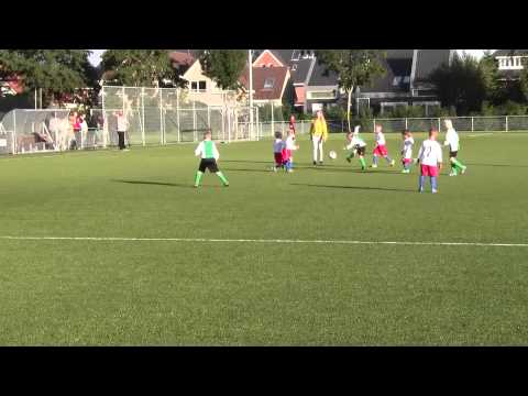 vv Woubrugge F4 - Uit