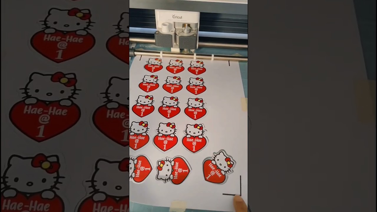 Hello kitty die cut sticker #diy #how #sticker #diecutting #diecut #hellokitty
