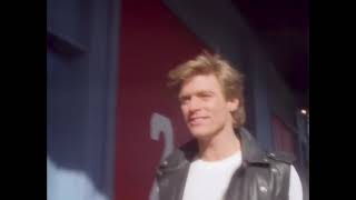 Bryan Adams - Summer Of 69 (Official Music Video)