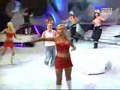 atomik harmonik concert!