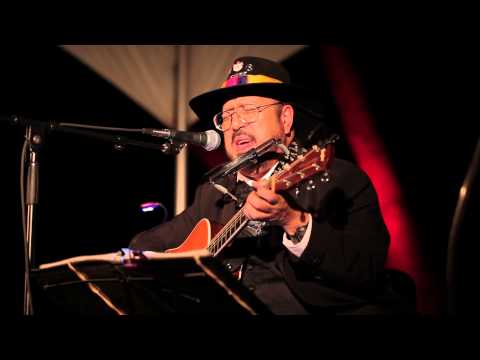 Live from the Lawn Grammy Concert 2011 - Dennis Kamakahi 6