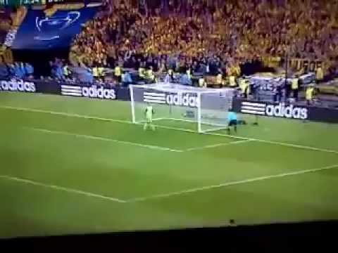 Robert Lewandowski INSANE Disallowed goal vs Bayern Munich MUST WATCH!!