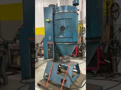 2005 NOVATEC N-50 PLASTICS DRYER | Machinery Network (1)