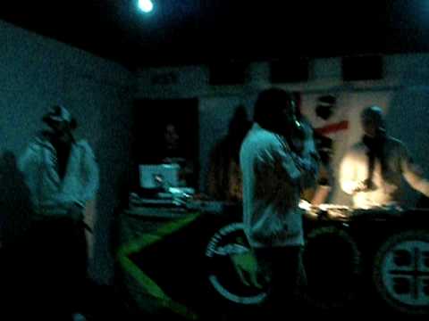 Rootsman I- Live and Feel