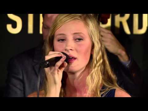 Amanda Thomsen w/ Niels Lan Doky Trio:   "Dance With My Father" (by Luther Vandross & Richard Marx)