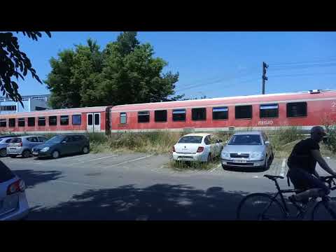 Târgu Mureș: tren IRC la complexul "Weekend"/Târgu Mureș: IRC train at the "Weekend" complex.