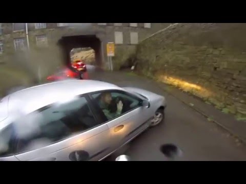 Near SMIDSY with a car u-turn on blocked road