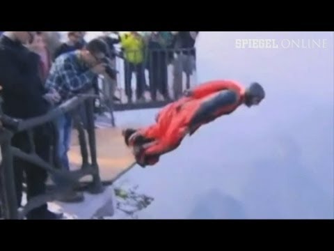 Extremsport-Unfall: Ungar stirbt bei Wingsuit-Sprung | DER SPIEGEL